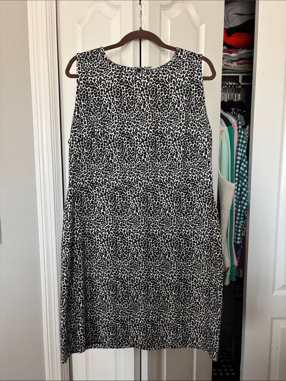 Old Navy Black and White Leopard Midi Dress